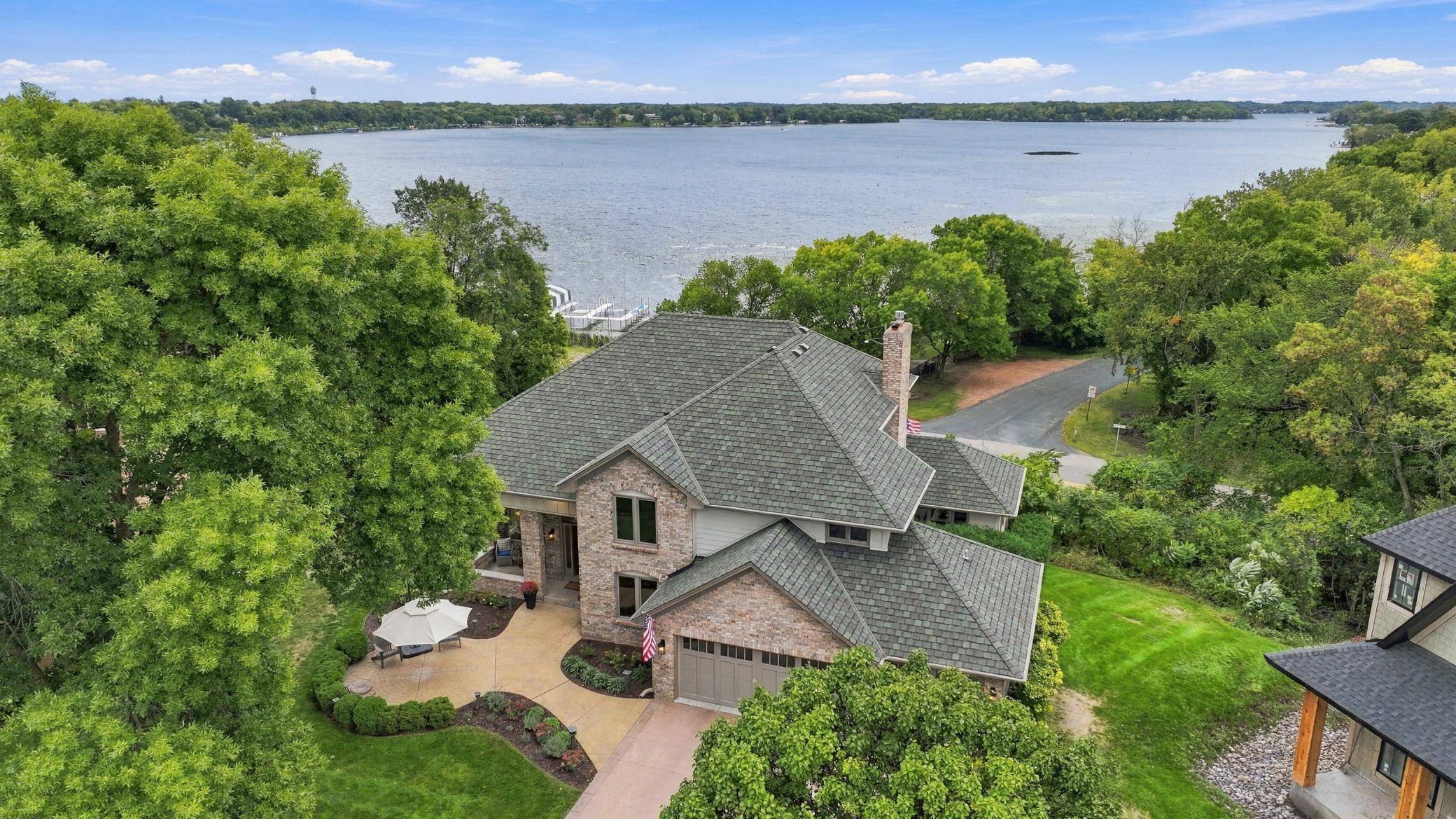 3143 Lafayette Ridge RD, Minnetonka Beach, MN 55391