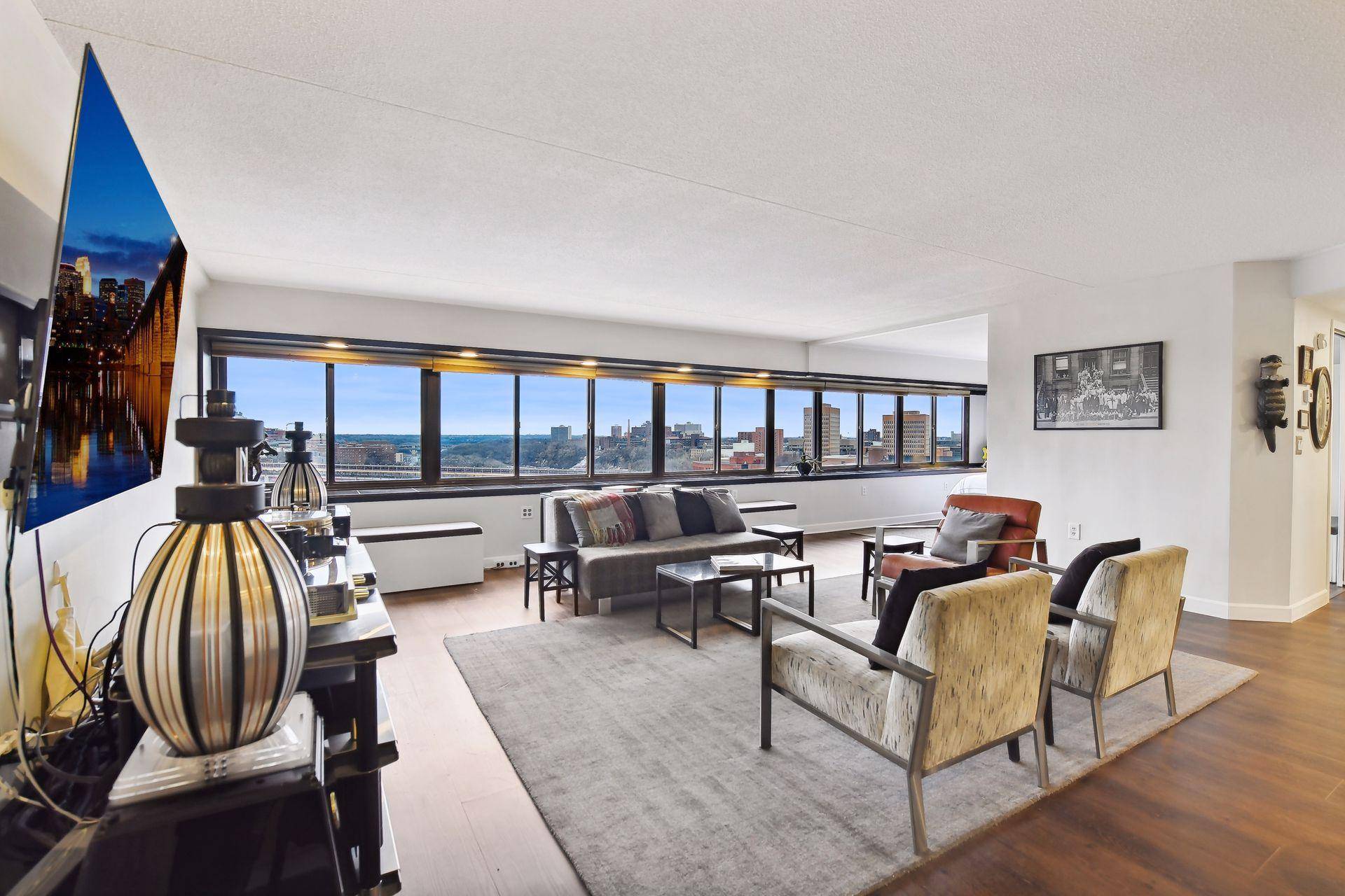 1920 S 1st ST #906, Minneapolis, MN 55454