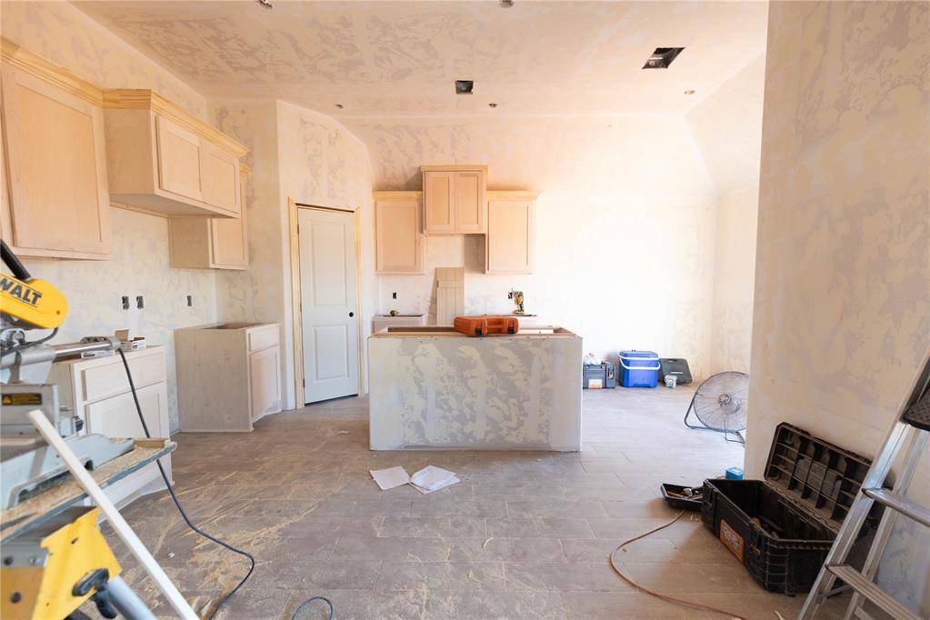 10348 SW 56th ST, Mustang, OK 73064
