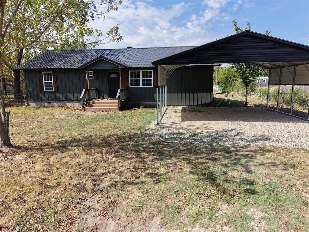 817 N 4th ST, Okemah, OK 74859
