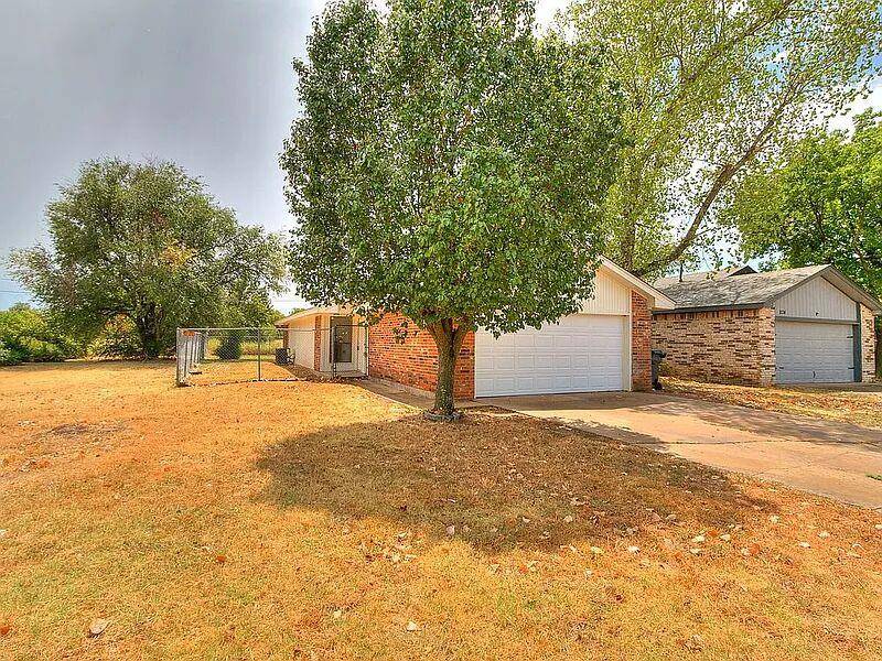 800 NW 113th ST, Oklahoma City, OK 73114