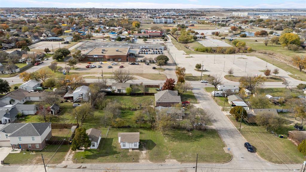 8707 Ronnie Street, White Settlement, TX 76108