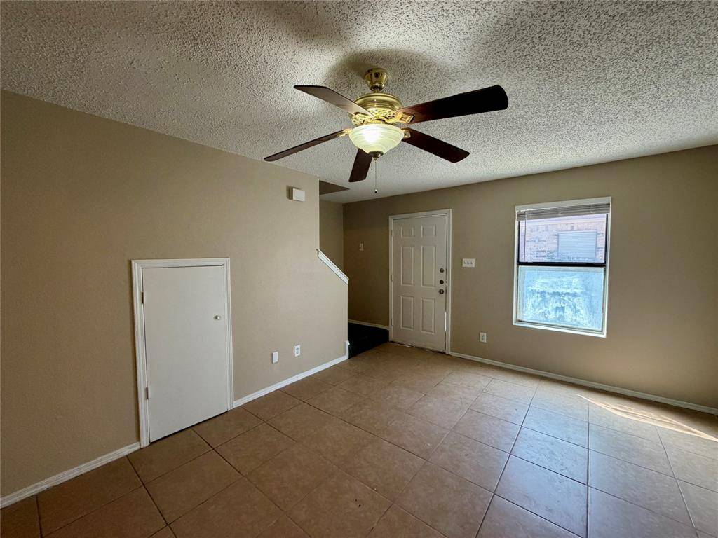 3073 Olympia Drive, Denton, TX 76209