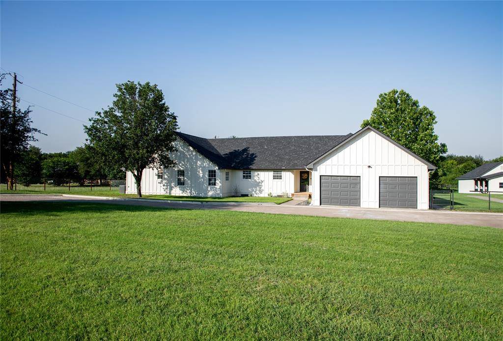 1324 Tidwell Road, Weatherford, TX 76087
