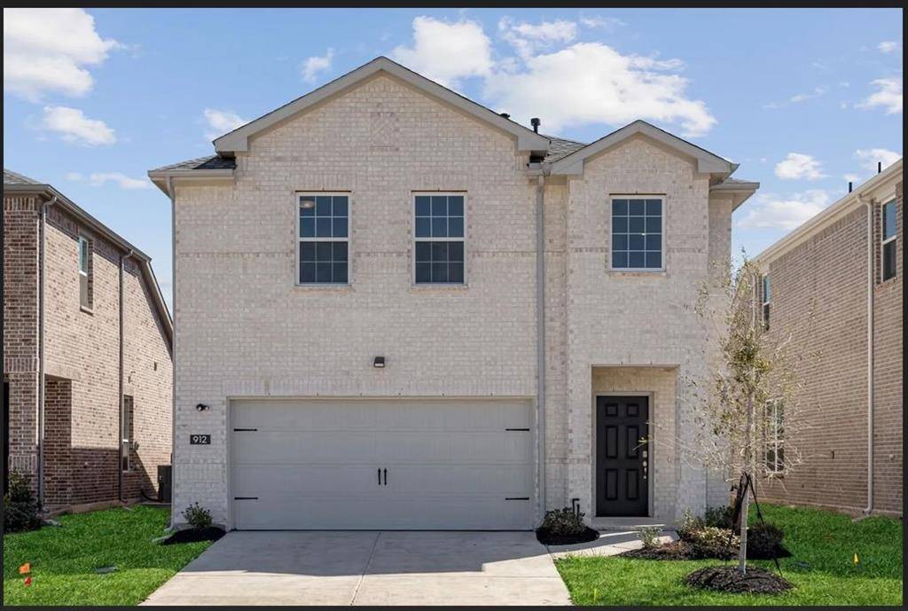912 Santa Lucia Drive, Anna, TX 75409