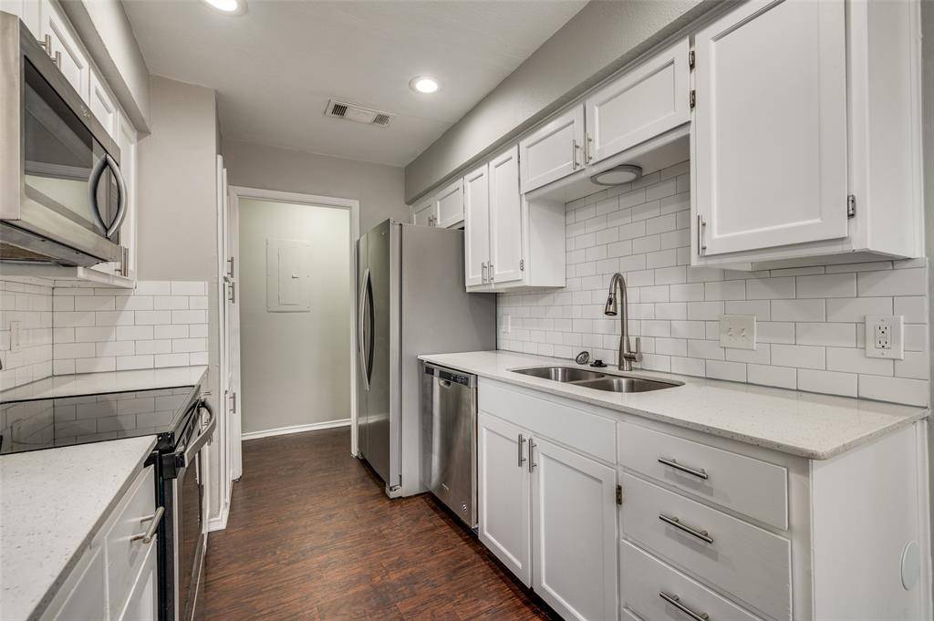 115 Peachtree Court, Kennedale, TX 76060