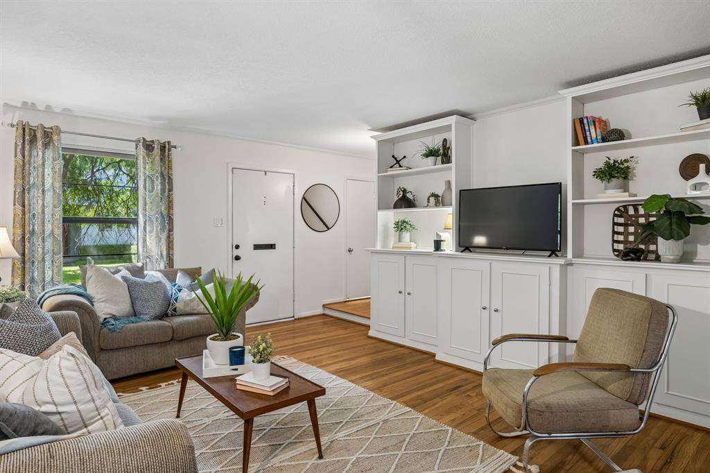 4953 N Hall Street, Dallas, TX 75235