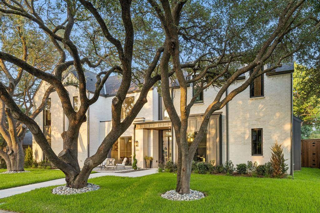 16834 Mossy Oak Drive, Dallas, TX 75248