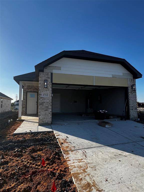 1712 Acts Lane, Ennis, TX 75119