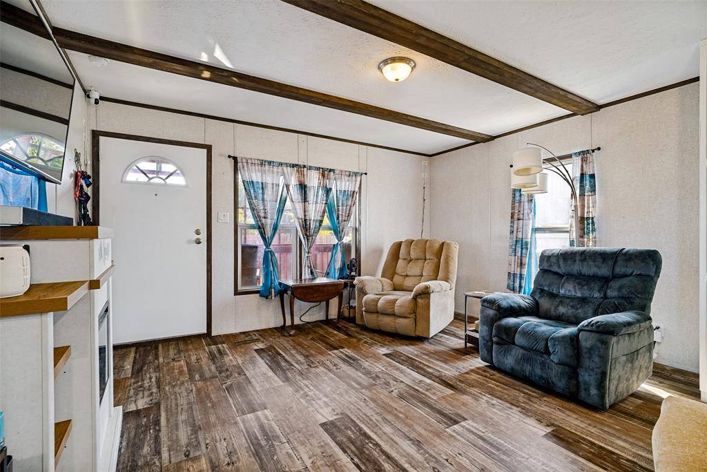 4415 Woodland Drive, Granbury, TX 76048