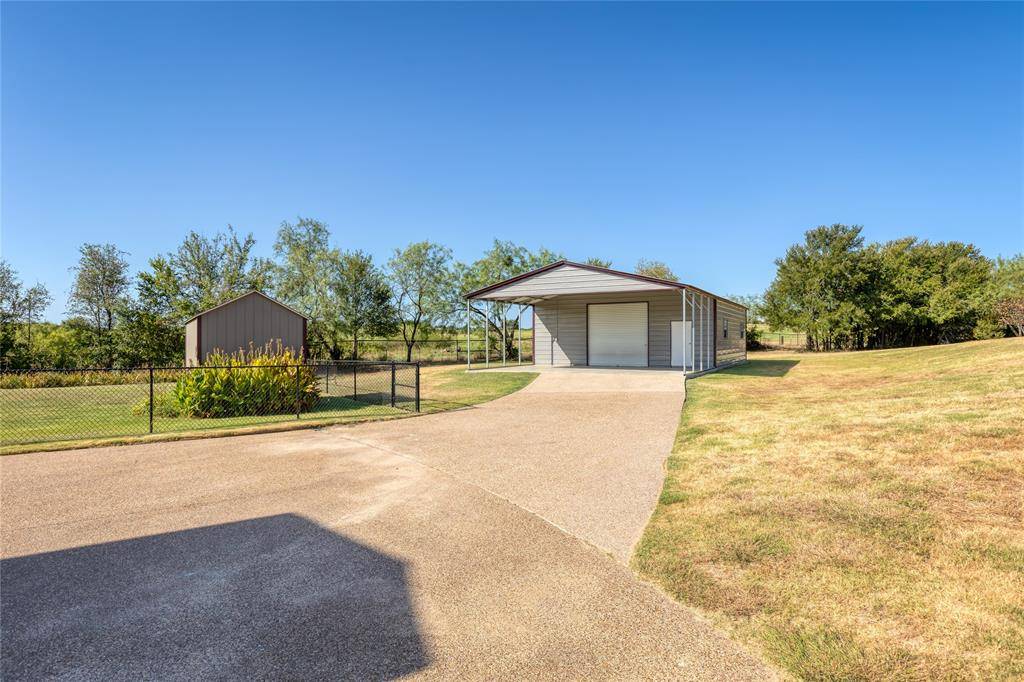124 Carnes Court, Springtown, TX 76082