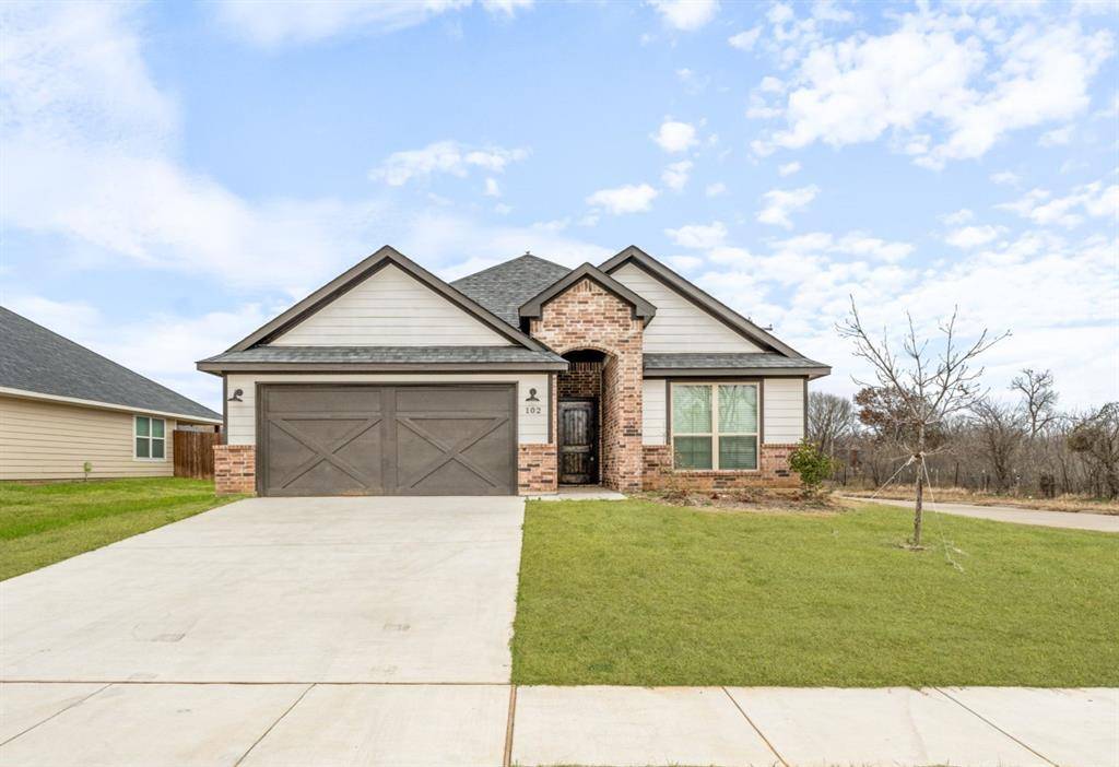 102 Clover Circle, Weatherford, TX 76086