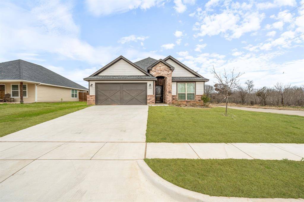 102 Clover Circle, Weatherford, TX 76086