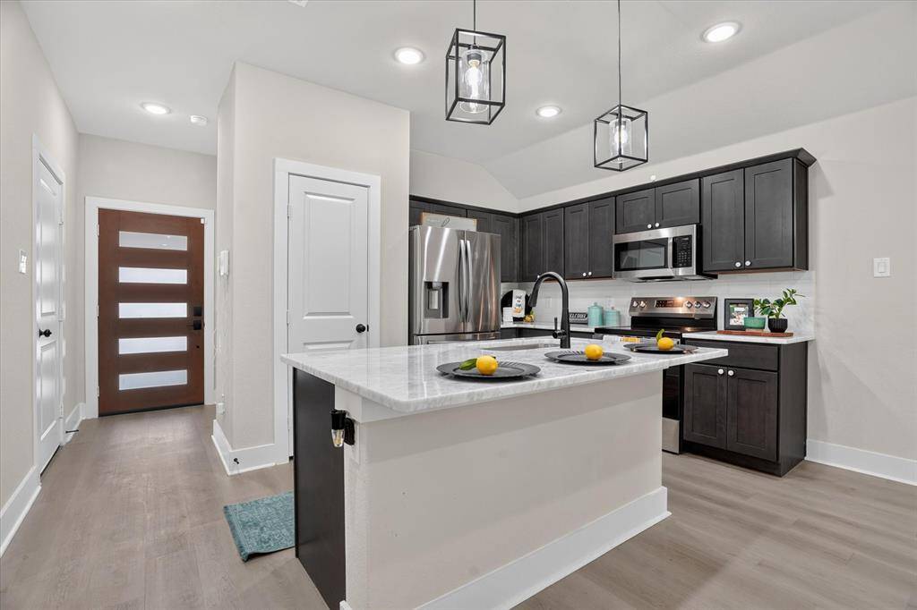 461 Peace Lily Way, Tolar, TX 76476
