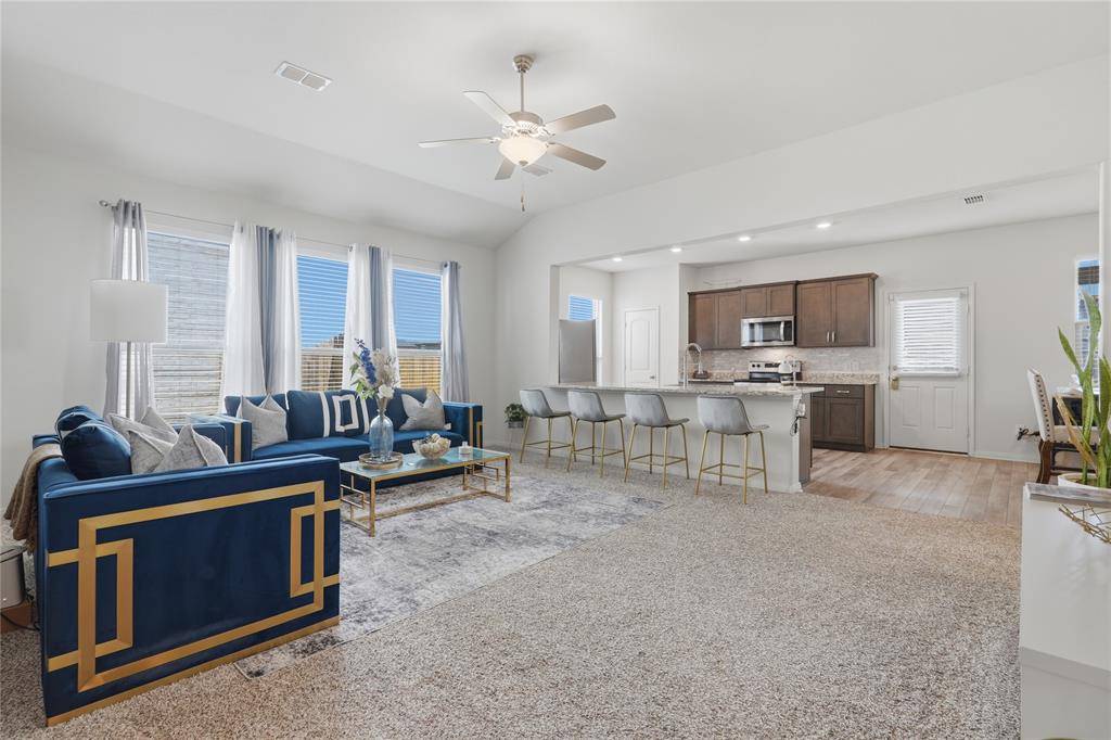 1934 Wooley Way, Seagoville, TX 75159