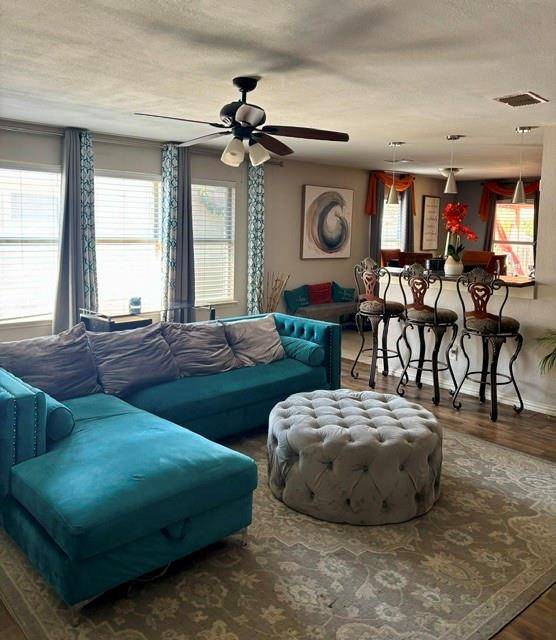 1527 Warrington Way, Forney, TX 75126