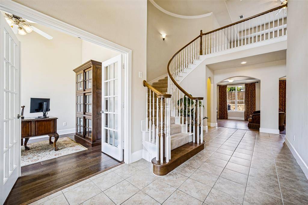 205 THISTLE Ridge, Denton, TX 76210