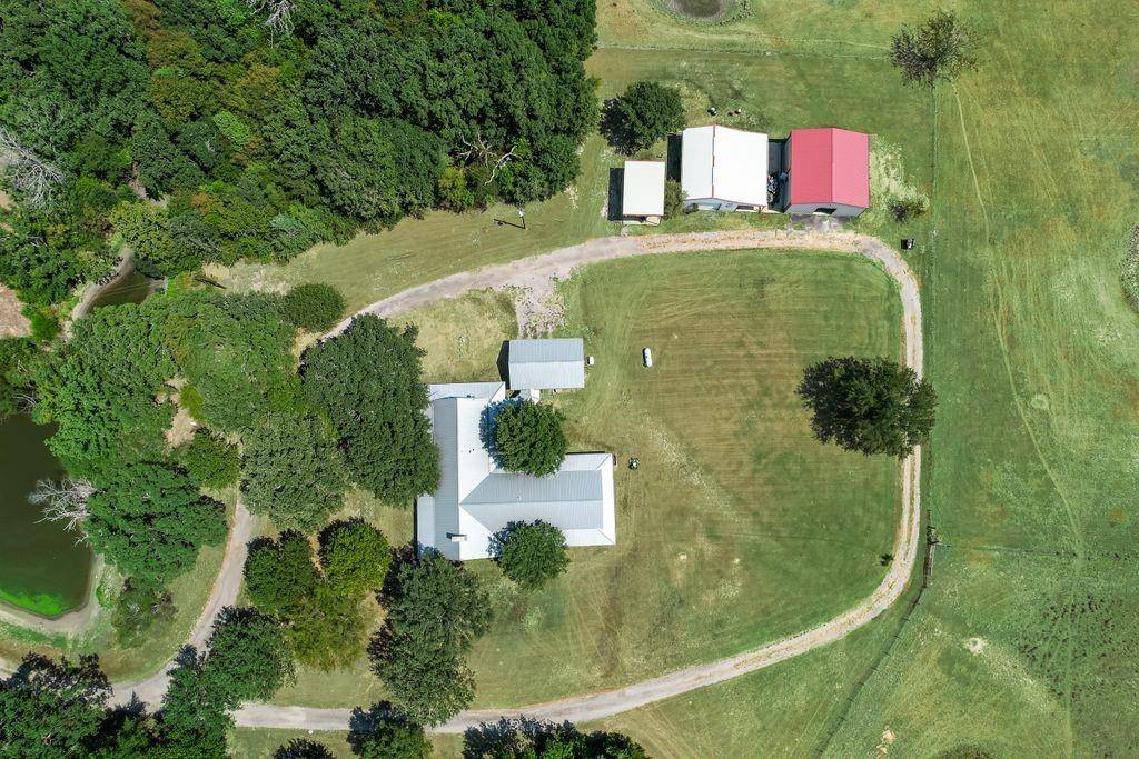 3427 Vz County Road 3710, Wills Point, TX 75169