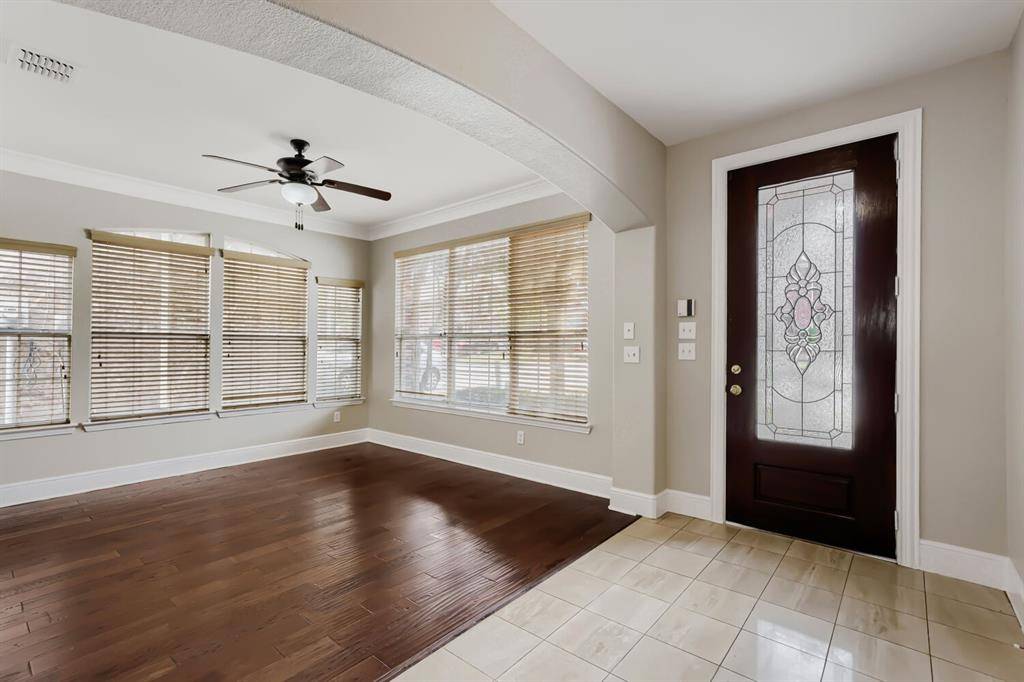 1343 Valley Vista Drive, Irving, TX 75063