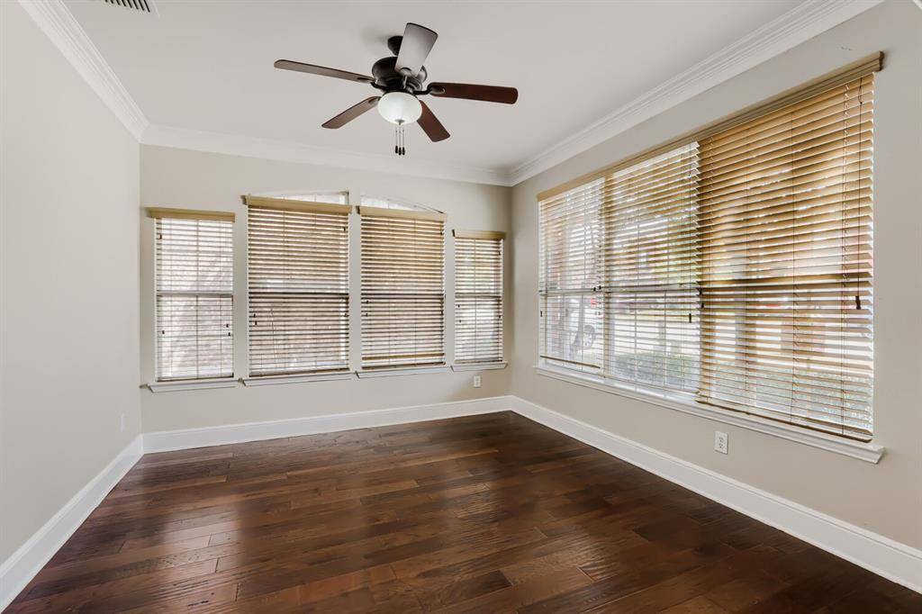 1343 Valley Vista Drive, Irving, TX 75063