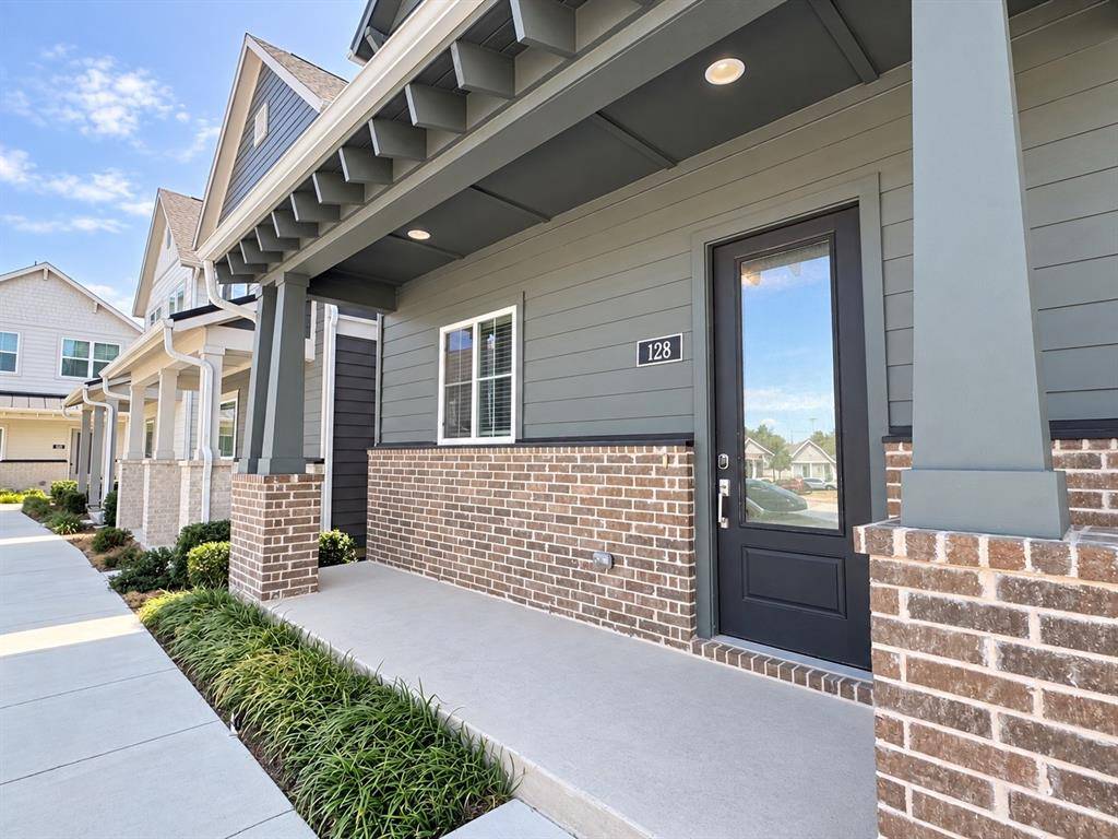 760 W Bedford Euless Road #128, Hurst, TX 76053