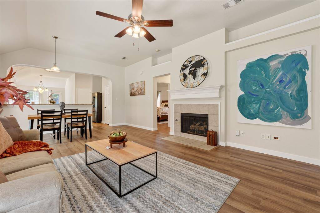 6105 Cheyenne Drive, The Colony, TX 75056