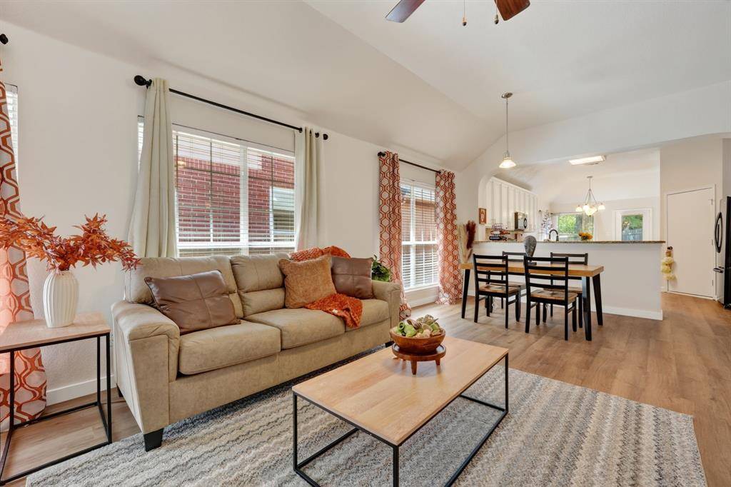 6105 Cheyenne Drive, The Colony, TX 75056