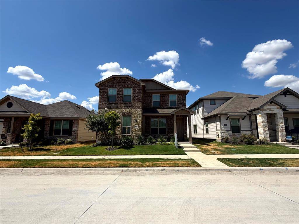 2928 Brittlebush Drive, Fort Worth, TX 76108