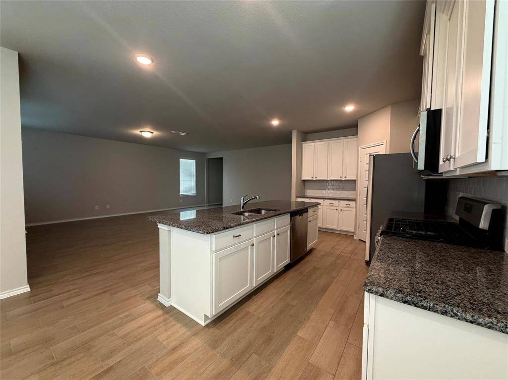 2928 Brittlebush Drive, Fort Worth, TX 76108