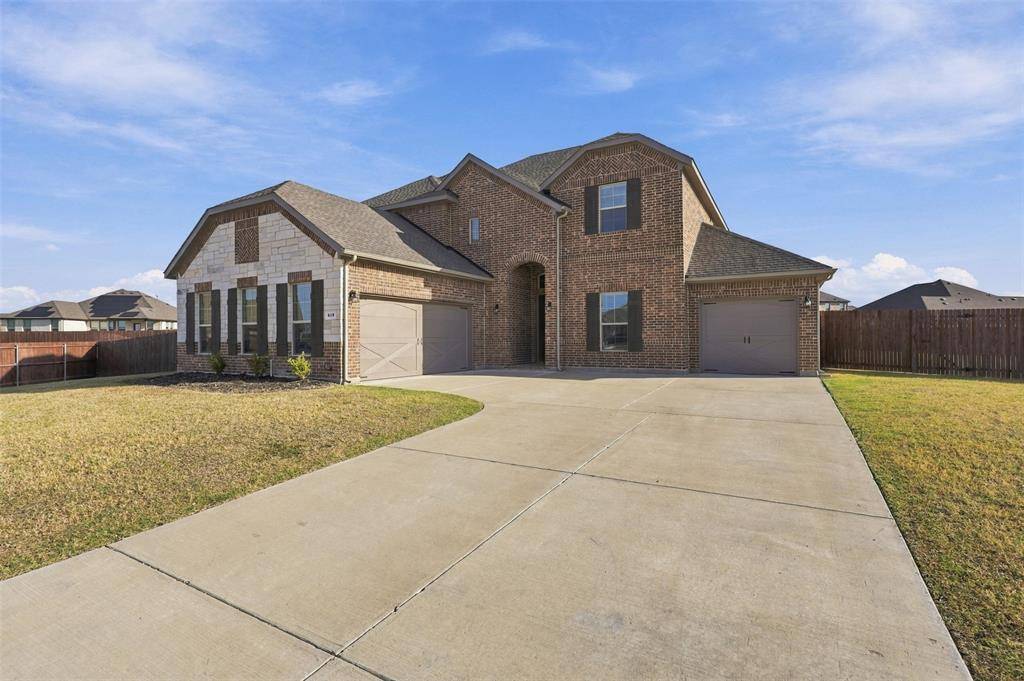 809 Pea Eye Drive, Midlothian, TX 76065