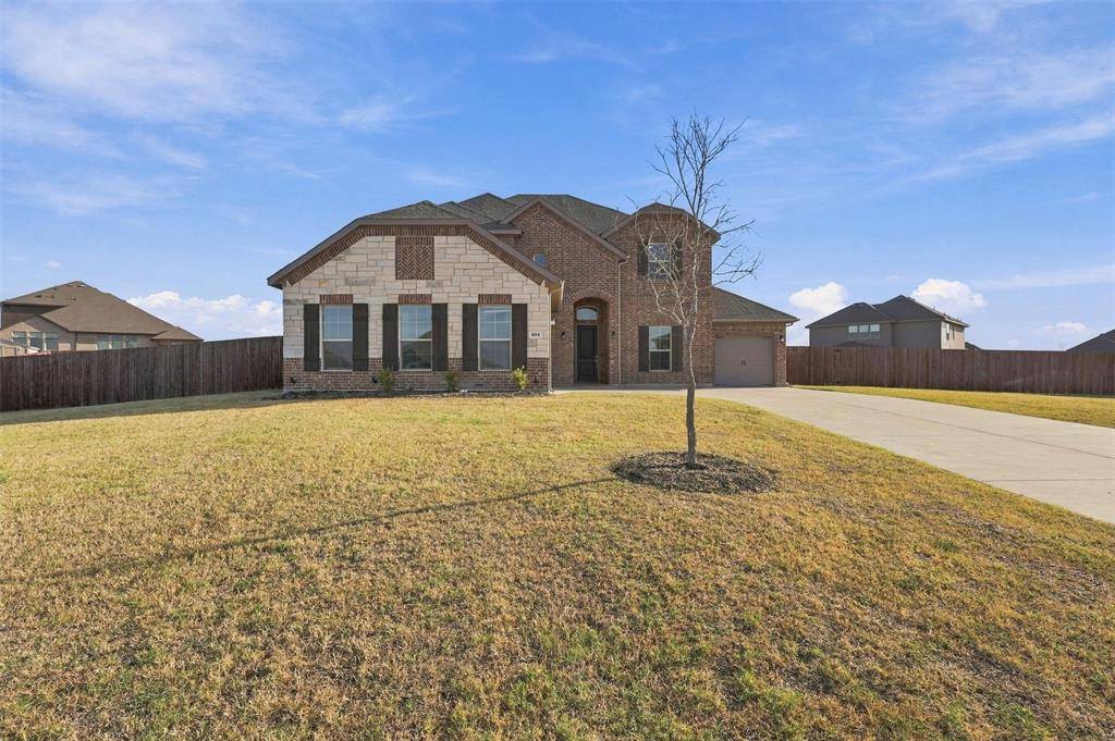 809 Pea Eye Drive, Midlothian, TX 76065