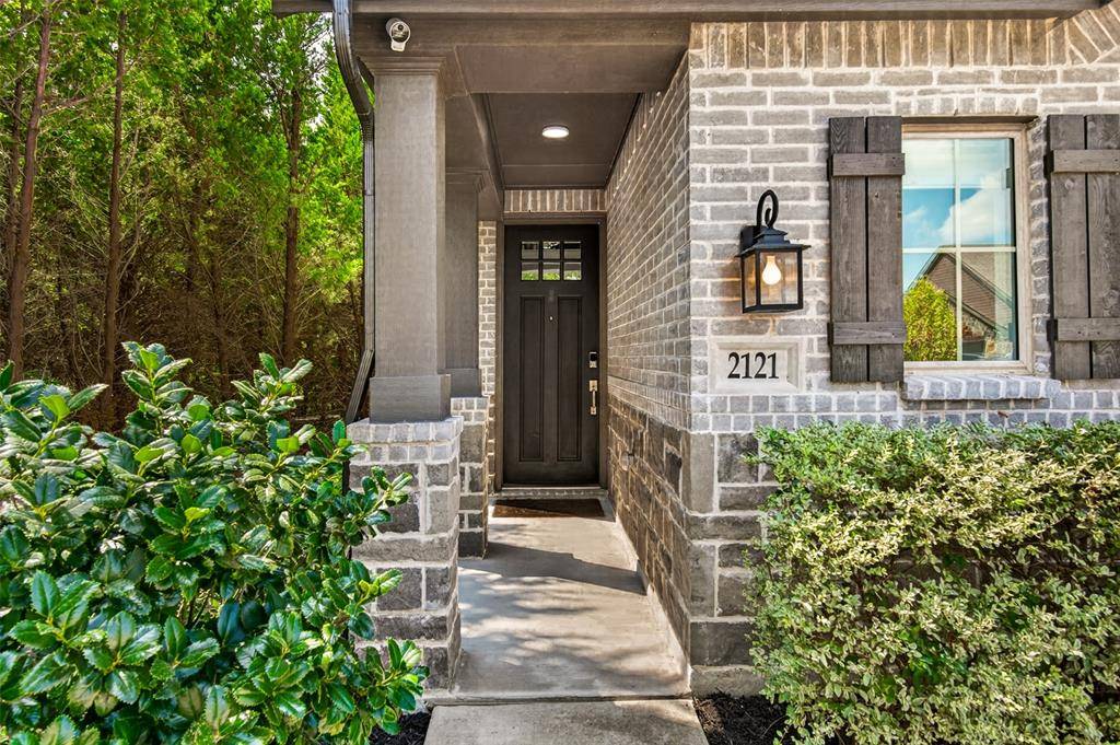 2121 Hobby Drive, Forney, TX 75126