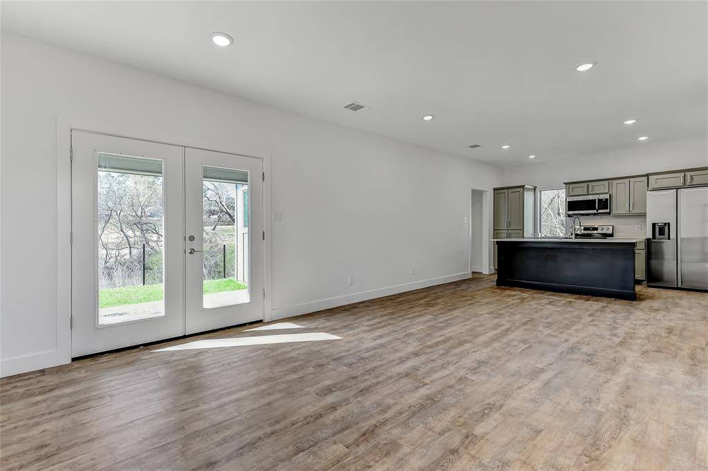 3260 W Crawford Street #601, Denison, TX 75020