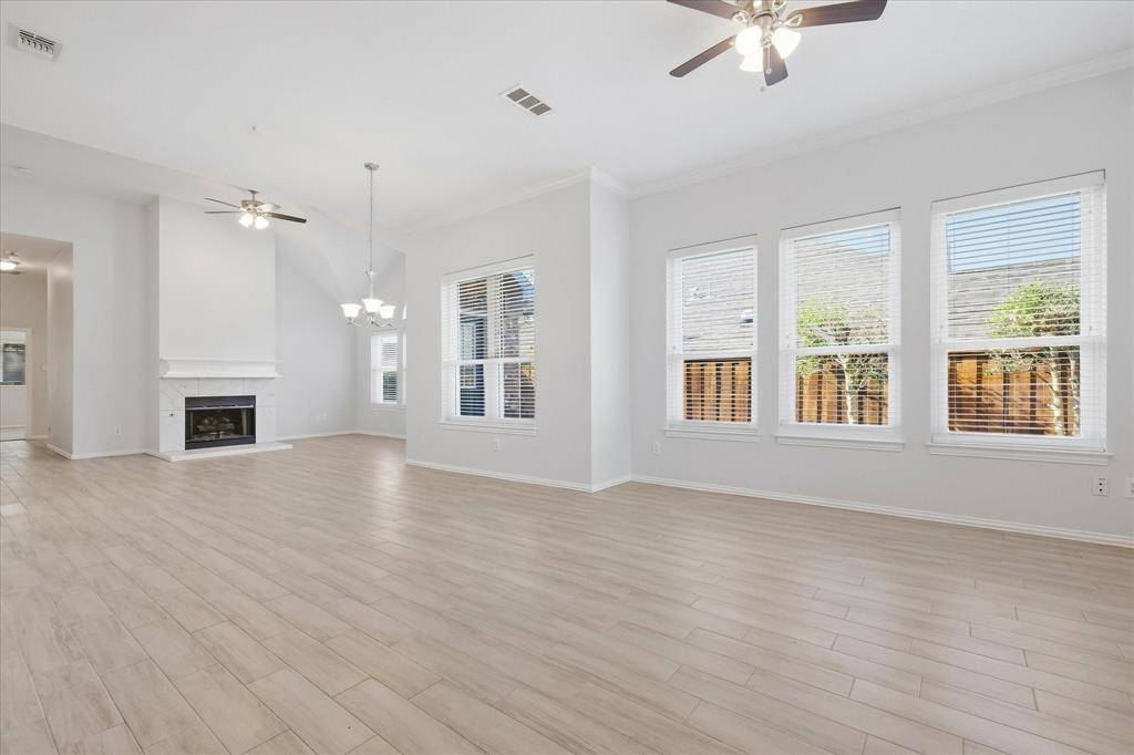 2540 Plumdale Drive, Carrollton, TX 75006