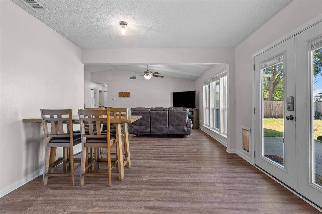 2621 Elk Grove Road, Carrollton, TX 75007