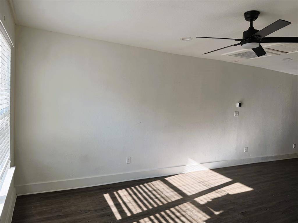 400 Lansing Street, Dallas, TX 75203