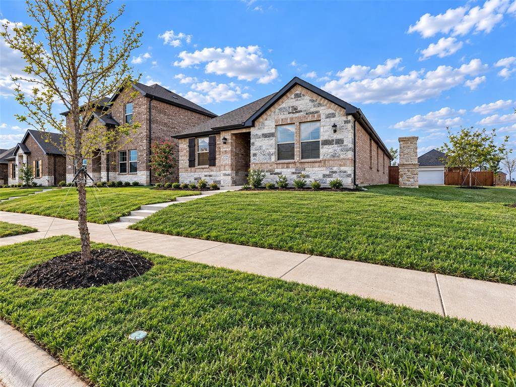 2536 Fairweather Drive, Celina, TX 75009
