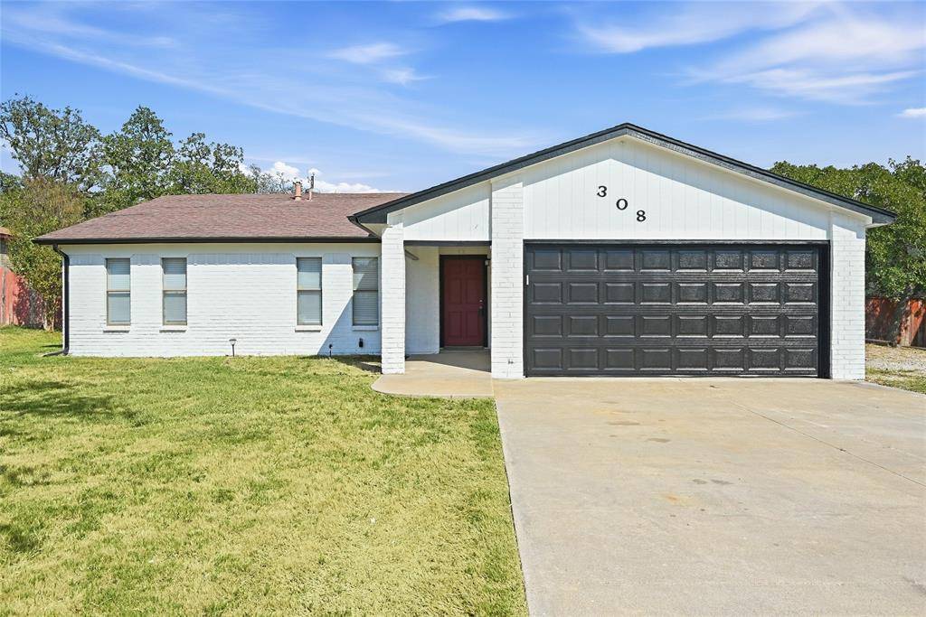 308 Hickorywood Street, Azle, TX 76020