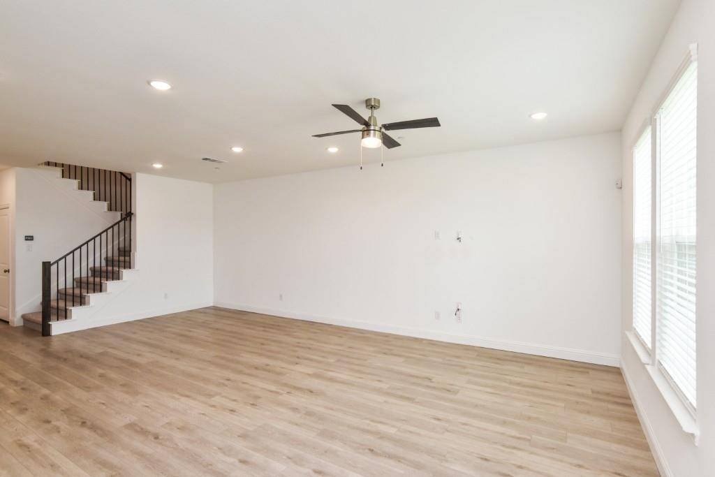 8905 Stablehand Mews, Frisco, TX 75035