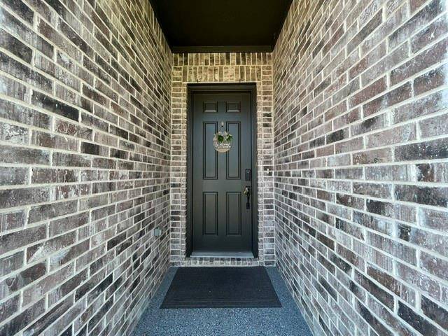 2924 Spirit Woods Lane, Arlington, TX 76001