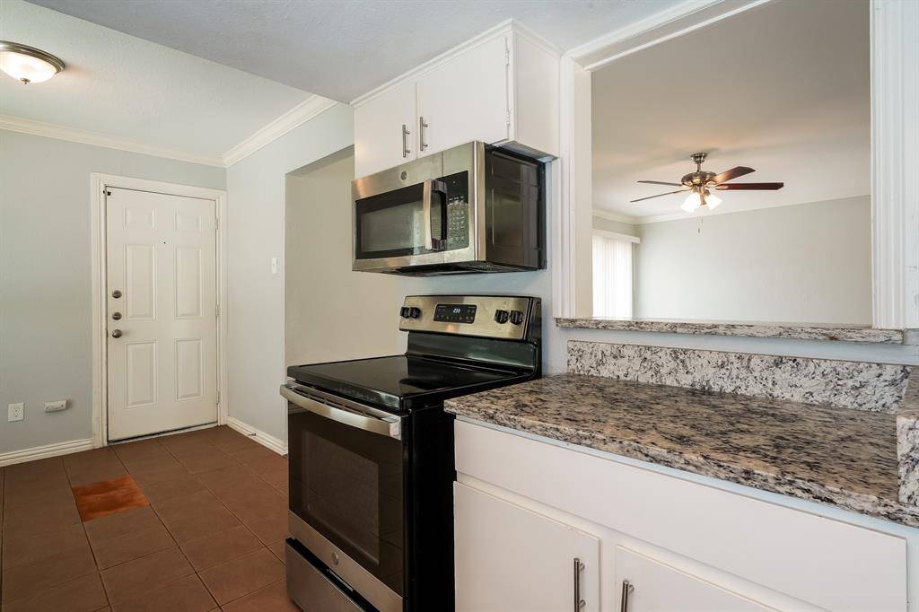 3426 Hacienda Drive, Dallas, TX 75233