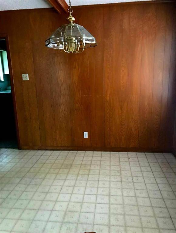 700 N Marable Street, West, TX 76691
