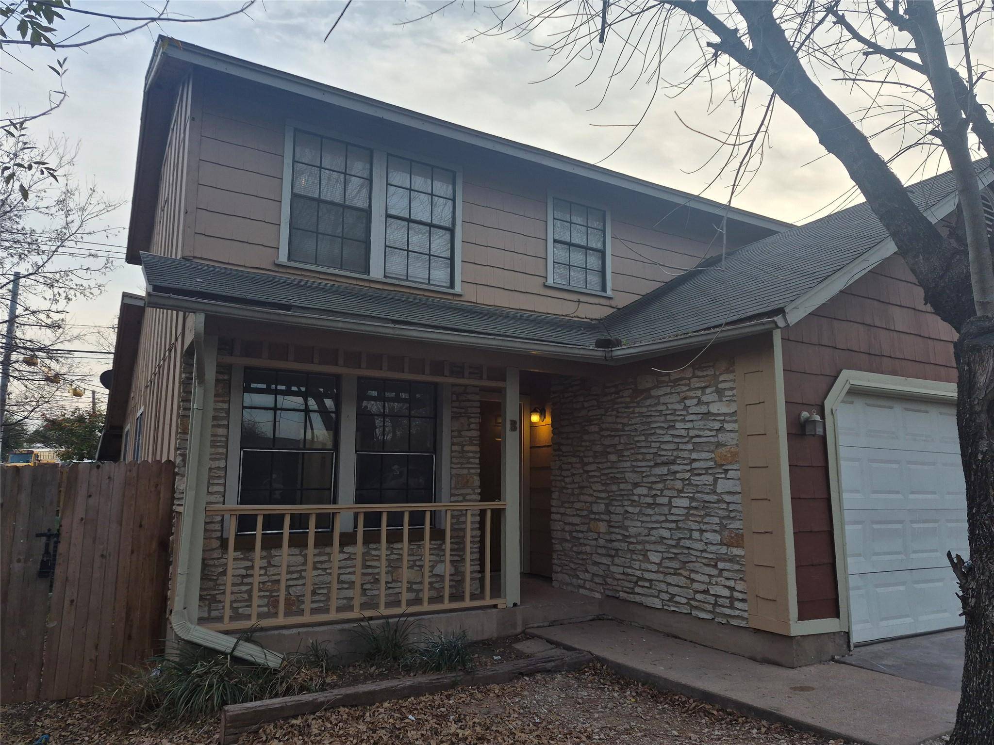 1105 Ash CV #B, Austin, TX 78753