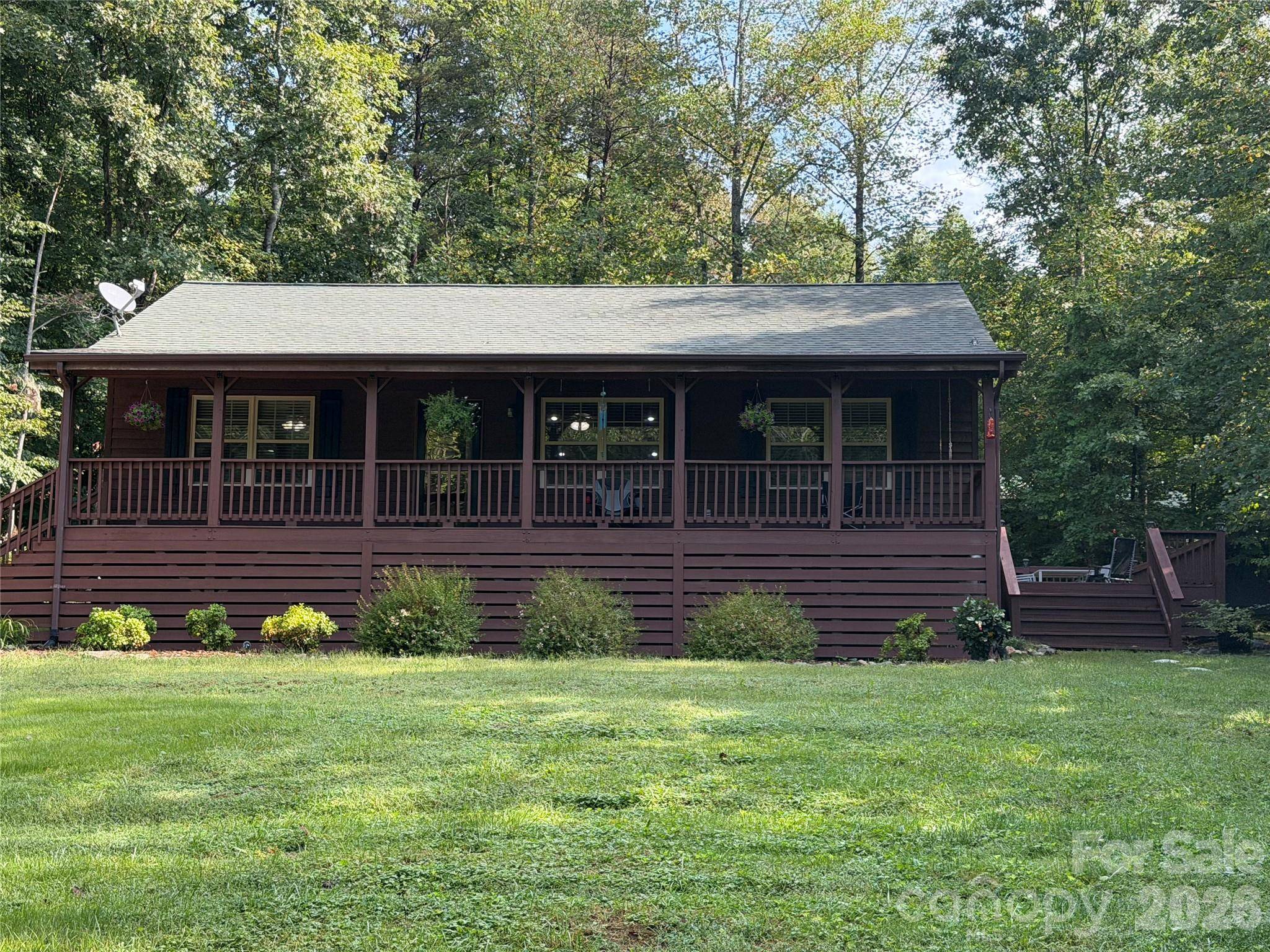 411 Cabin Cove LN, Moravian Falls, NC 28654