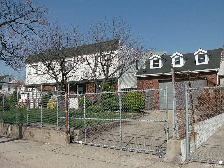 9414 108th AVE, Ozone Park, NY 11417