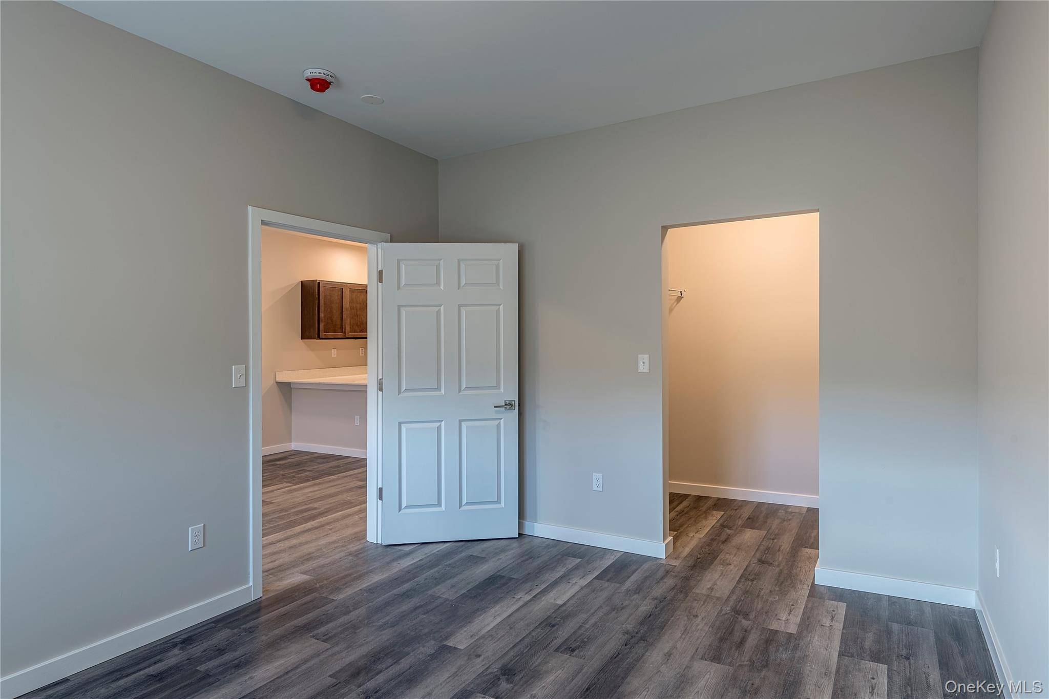 87 W Chestnut ST #206, New Paltz, NY 12561