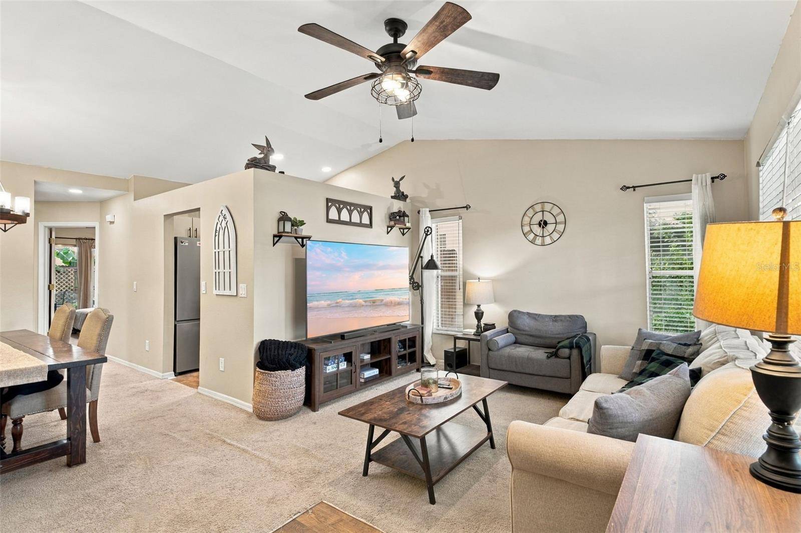 9338 CHANDON DR, Orlando, FL 32825