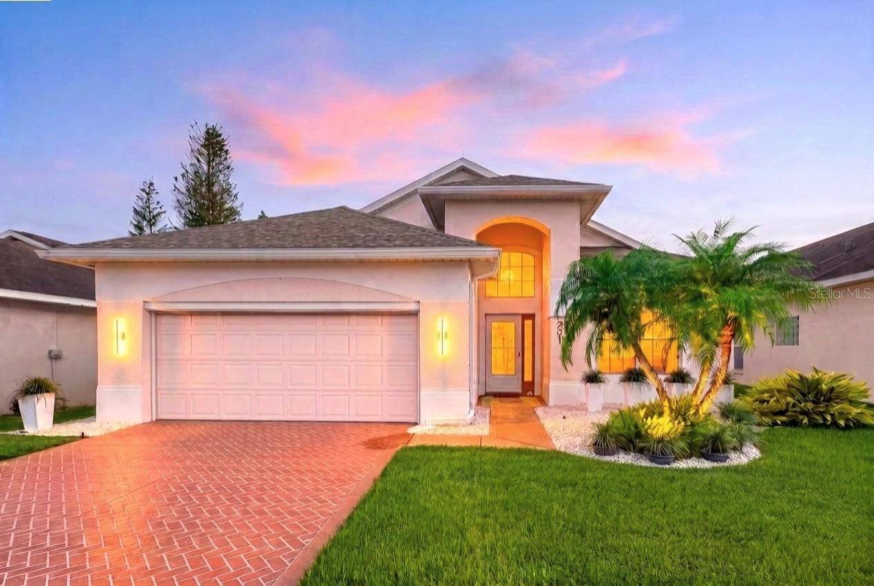 201 PRATHER DR, Davenport, FL 33837