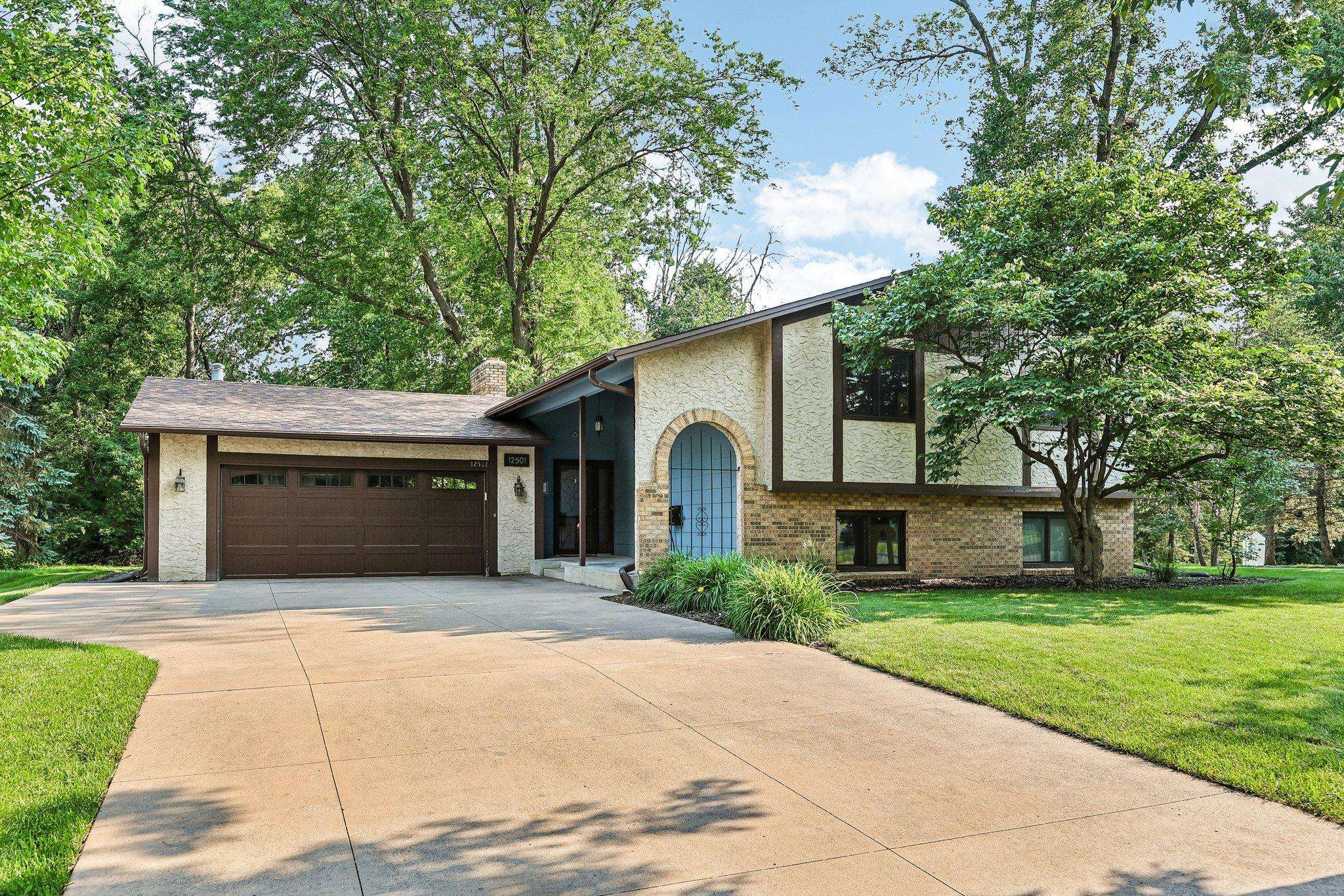 12501 63rd AVE N, Maple Grove, MN 55369