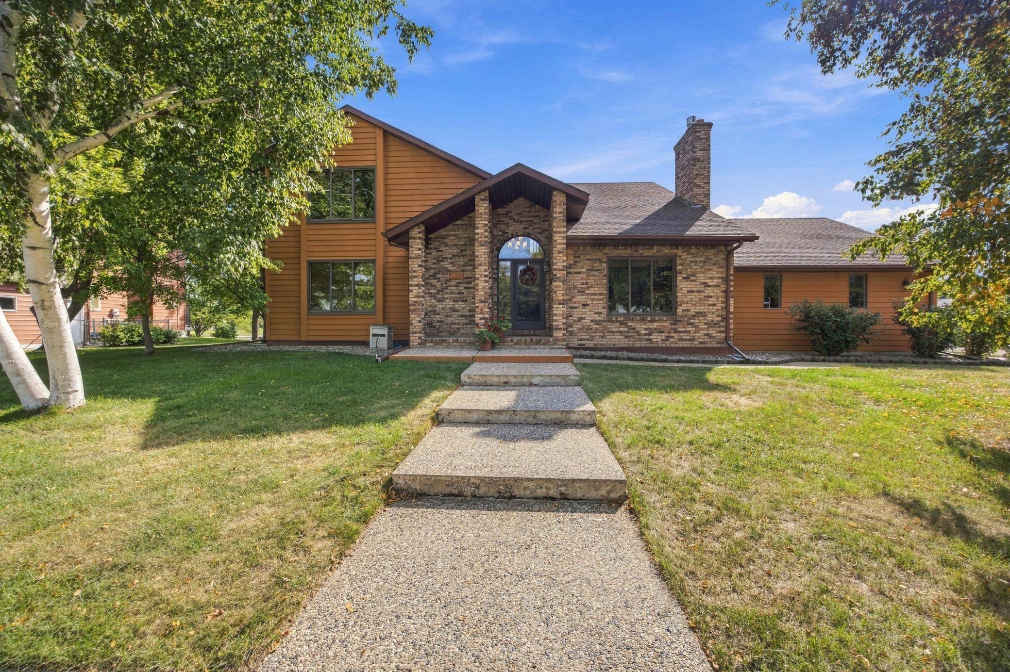 2802 28th AVE S, Fargo, ND 58103